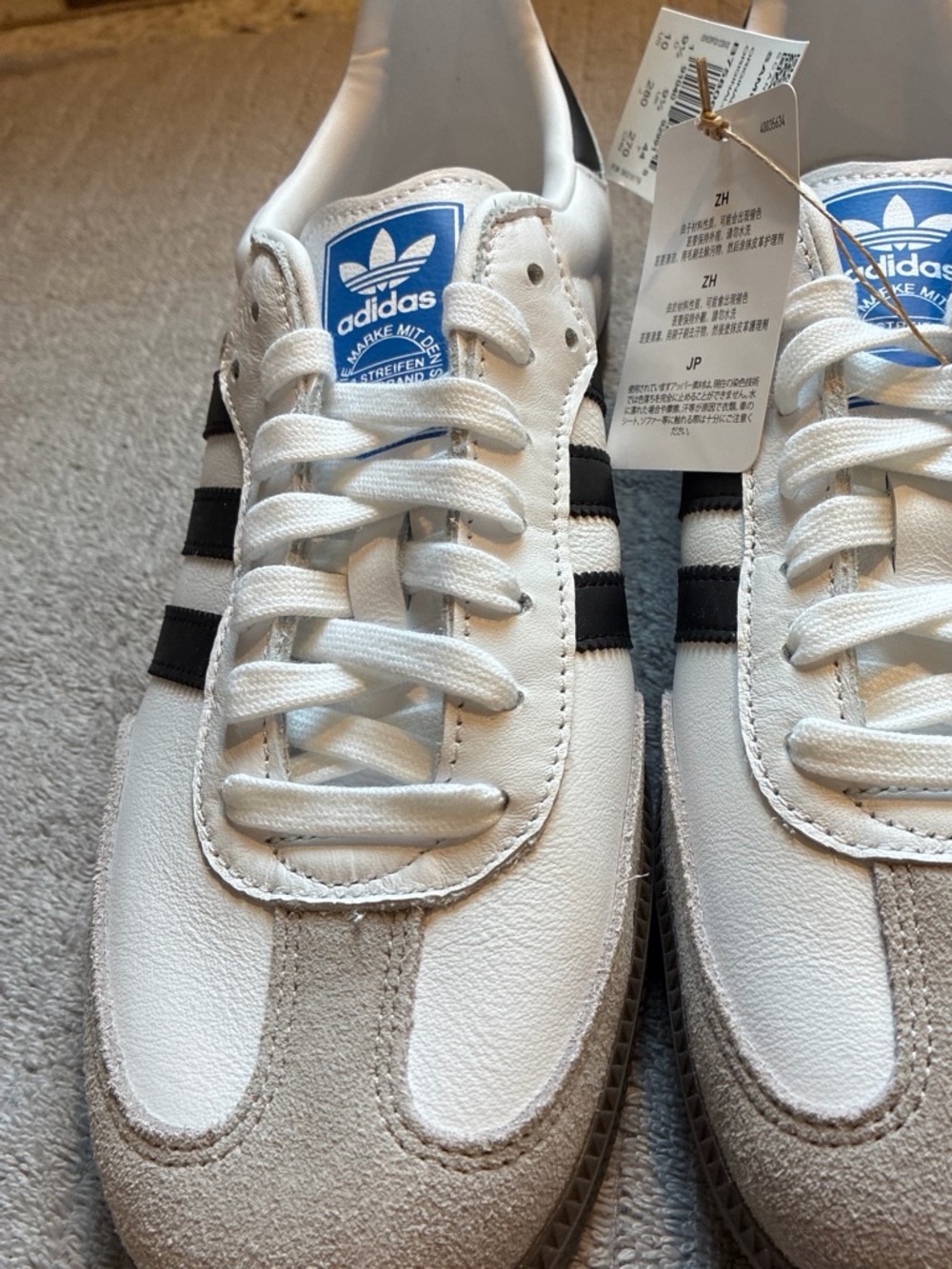 adidas samba White, Black & Gray Retro-Style Men’s Sneakers new in the box